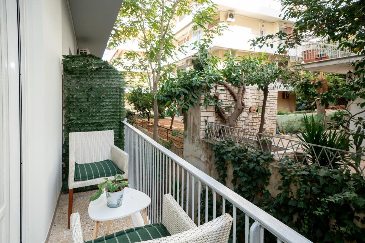 Apartment Sunlit Urban Oasis In Vibrant Palaio Faliro